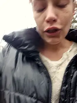 Snapshot of Keli_Jessi chatting on March 30, 2026, 12:17 pm Keli Jessi online show from March 30, 2026, 12:17 pm