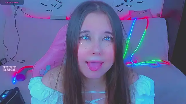 Snapshot of Lolisuccub chatting on March 7, 2026, 5:40 pm Lolisuccub online show from March 7, 2026, 5:40 pm