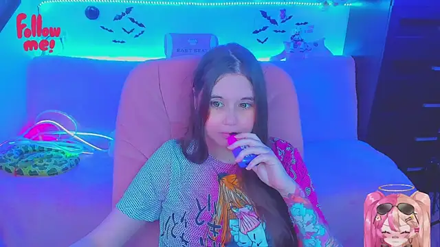 Lolisuccub online show from July 13, 2026, 4:17 pm
