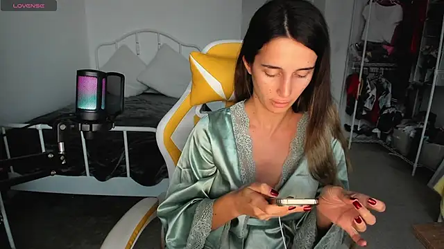 sweetbuttocks1 online show from January 13, 2025, 10:56 pm