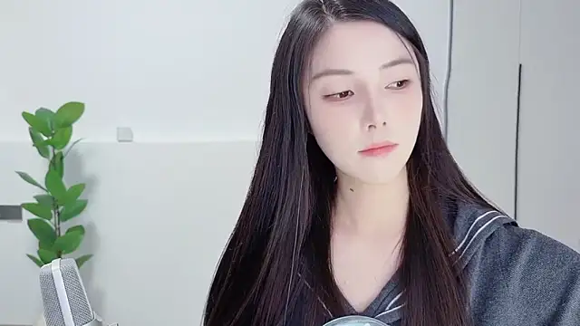 HaagenDazs  online show from October 18, 2025, 12:07 pm