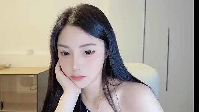 Snapshot of HaagenDazs_ chatting on May 18, 2026, 1:39 am HaagenDazs online show from May 18, 2026, 1:39 am