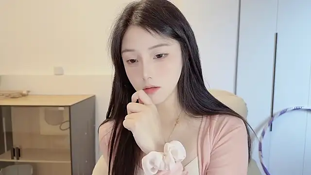 Snapshot of HaagenDazs_ chatting on May 7, 2026, 5:11 am HaagenDazs online show from May 7, 2026, 5:11 am