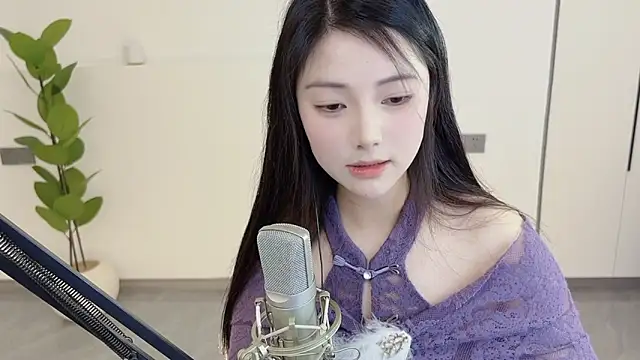 HaagenDazs  online show from March 12, 2025, 4:08 am