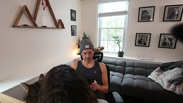 BradBronton online show from February 17, 2026, 6:49 pm