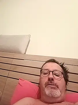 mike9473 online show from October 13, 2025, 8:10 pm