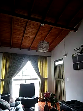 Snapshot of LunaZambrano chatting on April 4, 2026, 2:01 pm LunaZambrano online show from April 4, 2026, 2:01 pm