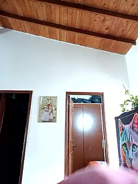 Snapshot of LunaZambrano chatting on January 14, 2026, 1:48 pm LunaZambrano online show from January 14, 2026, 1:48 pm