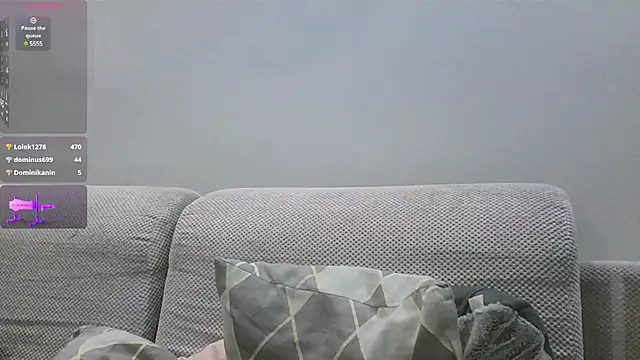 Snapshot of Julvka chatting on December 4, 2024, 9:40 pm Julvka online show from December 4, 2024, 9:40 pm