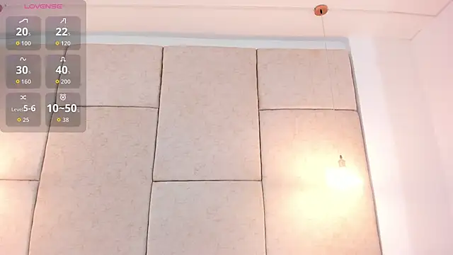 Snapshot of aisha_vs chatting on March 13, 2026, 12:43 pm aisha vs online show from March 13, 2026, 12:43 pm