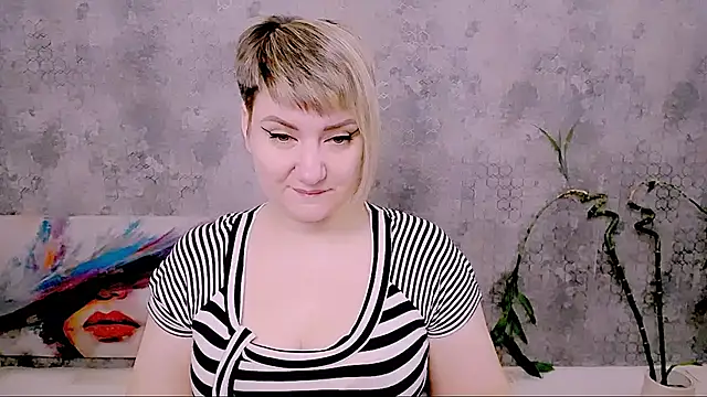 Snapshot of Djullia chatting on April 11, 2026, 5:15 am Djullia online show from April 11, 2026, 5:15 am