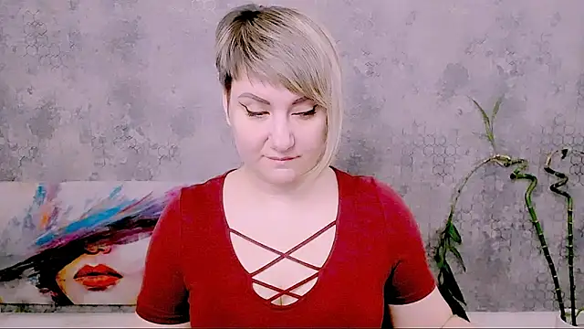 Djullia online show from February 13, 2026, 7:19 am