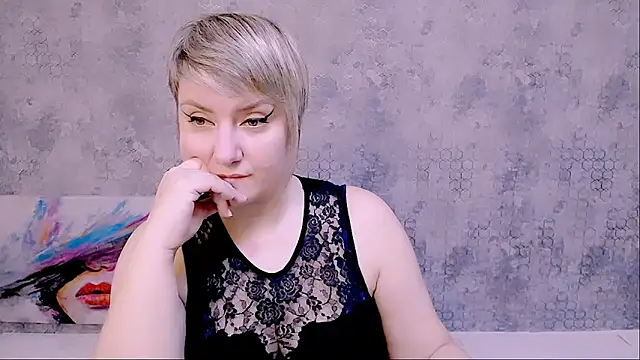 Snapshot of Djullia chatting on March 6, 2025, 6:08 am Djullia online show from March 6, 2025, 6:08 am