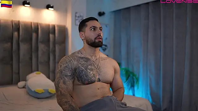 Snapshot of john_king29 chatting on February 27, 2026, 1:44 pm john king29 online show from February 27, 2026, 1:44 pm