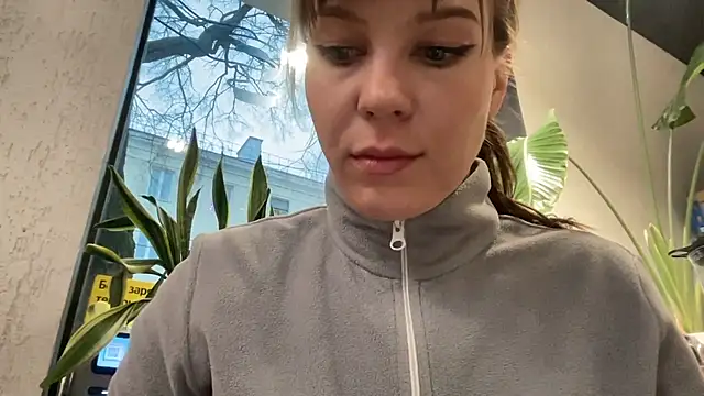 Karrolliza online show from October 22, 2025, 1:10 pm