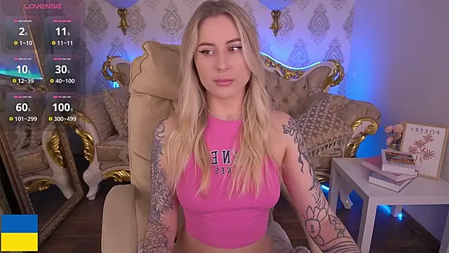 ArolinaNight online show from September 12, 2025, 8:41 pm