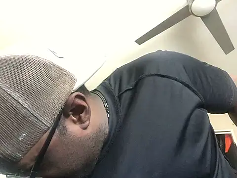 Londonfrotadejr online show from January 28, 2025, 10:12 pm