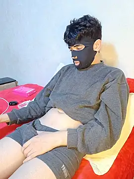arabqueen online show from May 5, 2026, 8:23 pm
