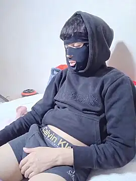 arabqueen online show from March 13, 2026, 9:09 pm