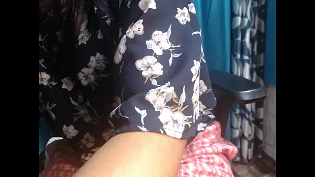 Snapshot of CuteRhea69 chatting on February 28, 2025, 10:20 am CuteRhea69 online show from February 28, 2025, 10:20 am