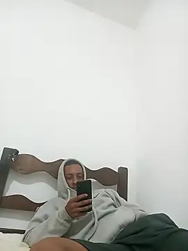 Pretinhoo25 online show from February 25, 2026, 2:56 am