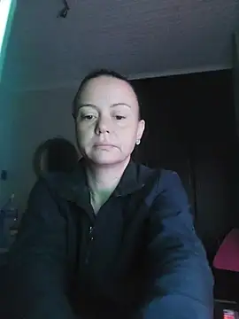 MrsBunnyBum online show from May 25, 2026, 5:40 am