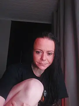 MrsBunnyBum online show from May 18, 2026, 4:56 pm
