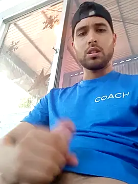 robinson183 online show from April 3, 2026, 6:14 pm