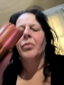 Snapshot of davisdesires@xh chatting on September 29, 2025, 12:33 pm davisdesiresxh online show from September 29, 2025, 12:33 pm