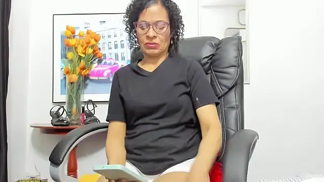 Aries Mature online show from September 20, 2025, 6:24 pm