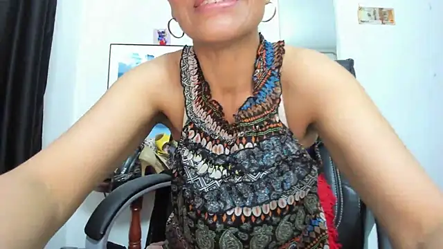 Snapshot of Aries_Mature chatting on March 25, 2026, 2:49 pm Aries Mature online show from March 25, 2026, 2:49 pm