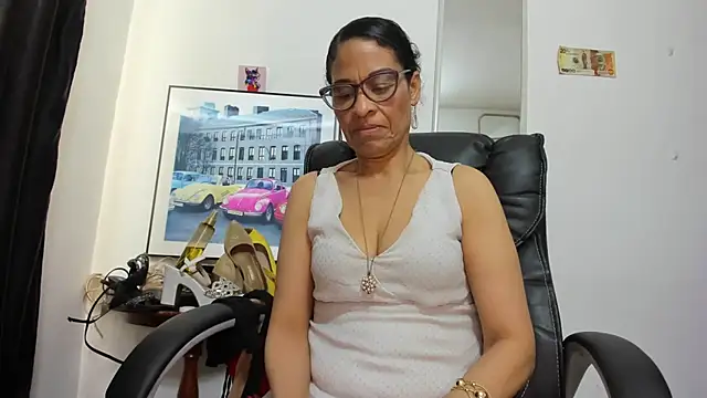 Snapshot of Aries_Mature chatting on March 4, 2026, 2:36 pm Aries Mature online show from March 4, 2026, 2:36 pm