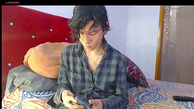 Snapshot of LAICK_01 chatting on April 23, 2026, 3:13 am LAICK 01 online show from April 23, 2026, 3:13 am