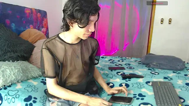 LAICK 01 online show from July 26, 2026, 11:33 pm