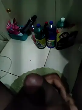 Snapshot of Arthu2r chatting on October 17, 2025, 9:16 pm Arthu2r online show from October 17, 2025, 9:16 pm