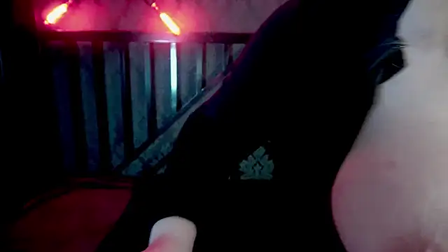 Tinker Belll online show from November 28, 2025, 7:58 pm