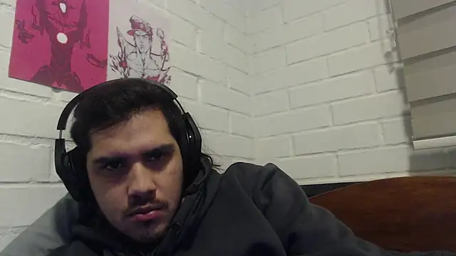 Snapshot of hung_weeb chatting on September 28, 2025, 2:29 am hung weeb online show from September 28, 2025, 2:29 am
