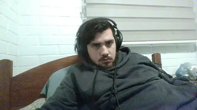 hung weeb online show from June 18, 2026, 3:27 am