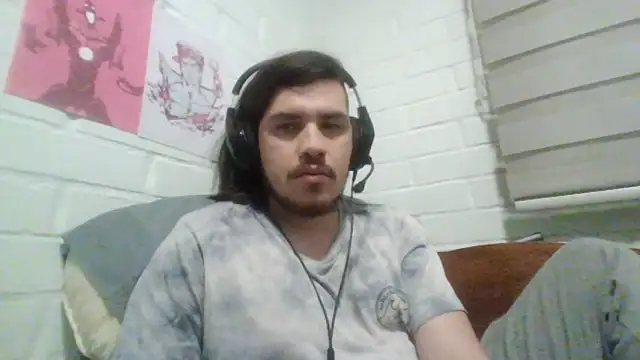 hung weeb online show from October 28, 2025, 2:23 am