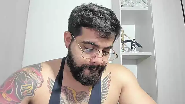 Snapshot of _Coddygold_ chatting on September 30, 2025, 1:50 pm Coddygold online show from September 30, 2025, 1:50 pm