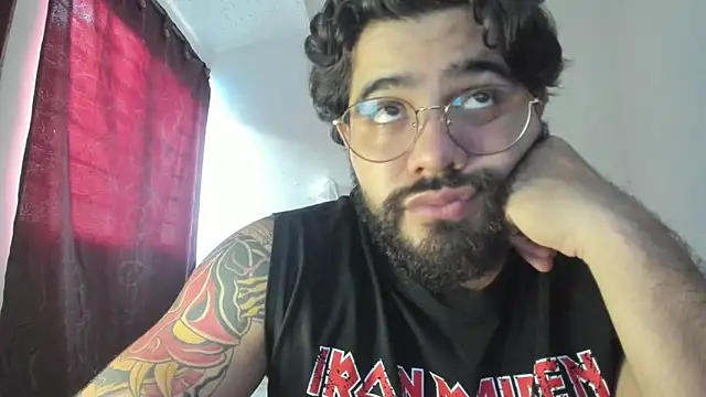 Snapshot of _Coddygold_ chatting on February 26, 2025, 10:04 pm Coddygold online show from February 26, 2025, 10:04 pm