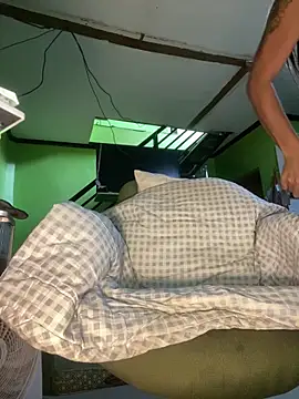 Snapshot of ASIANMISTRESSSS chatting on February 3, 2026, 12:43 am ASIANMISTRESSSS online show from February 3, 2026, 12:43 am