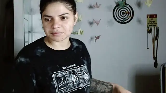 Snapshot of Nikkykora15 chatting on February 8, 2026, 12:52 am Nikkykora15 online show from February 8, 2026, 12:52 am