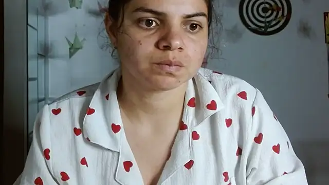 Snapshot of Nikkykora15 chatting on February 1, 2026, 1:48 am Nikkykora15 online show from February 1, 2026, 1:48 am