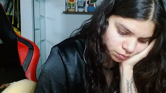 Nikkykora15 online show from March 23, 2025, 1:31 am