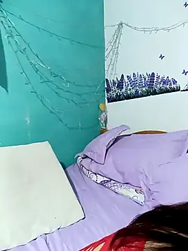 Snapshot of Alyona21 chatting on December 24, 2024, 2:54 am Alyona21 online show from December 24, 2024, 2:54 am