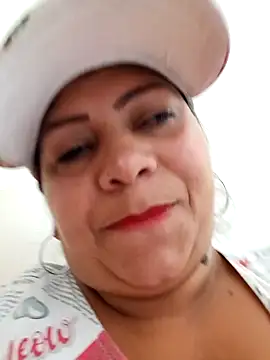 Snapshot of Alyona21 chatting on December 15, 2024, 6:15 pm Alyona21 online show from December 15, 2024, 6:15 pm