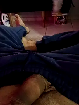 Snapshot of Santosgui14 chatting on November 14, 2025, 11:30 pm Santosgui14 online show from November 14, 2025, 11:30 pm