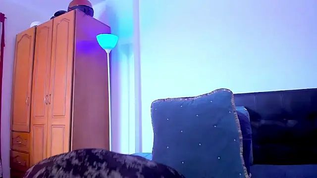 Eiden allenx online show from March 6, 2026, 4:02 pm