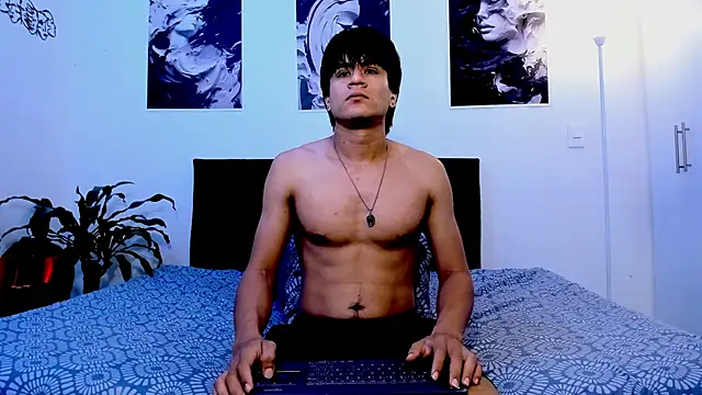 Snapshot of Eiden_allenx chatting on October 6, 2025, 3:24 pm Eiden allenx online show from October 6, 2025, 3:24 pm